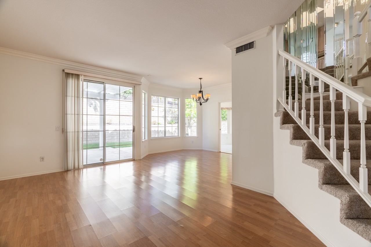 1768 Fox Springs Cir - Photo 3 of 30