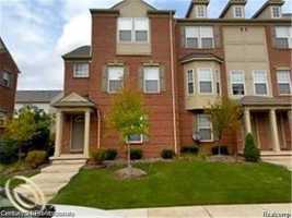 featured image of 44710 Gwinnett Loop