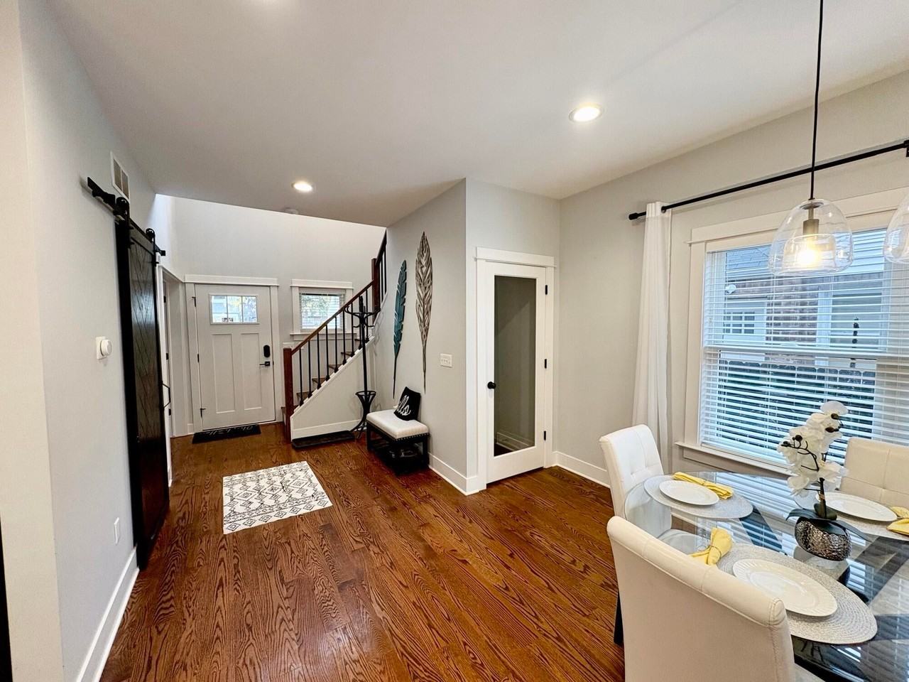 718 N Alexander Ave - Photo 6 of 50