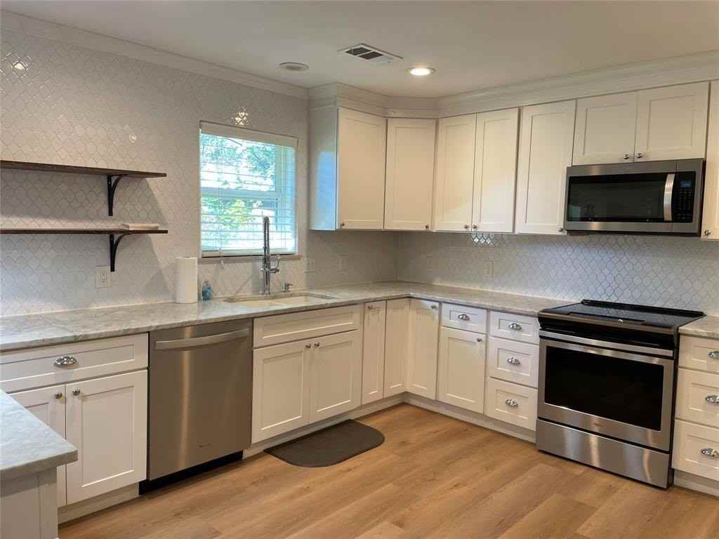 405 Ola Ln - Photo 5 of 20