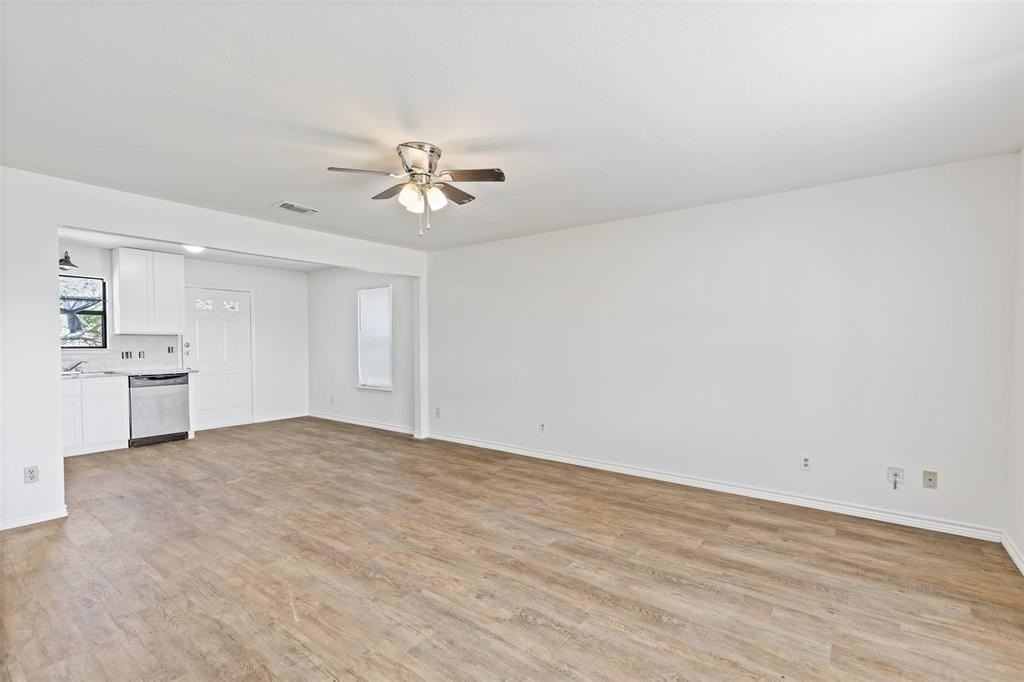 420 S Riggins St - Photo 3 of 25