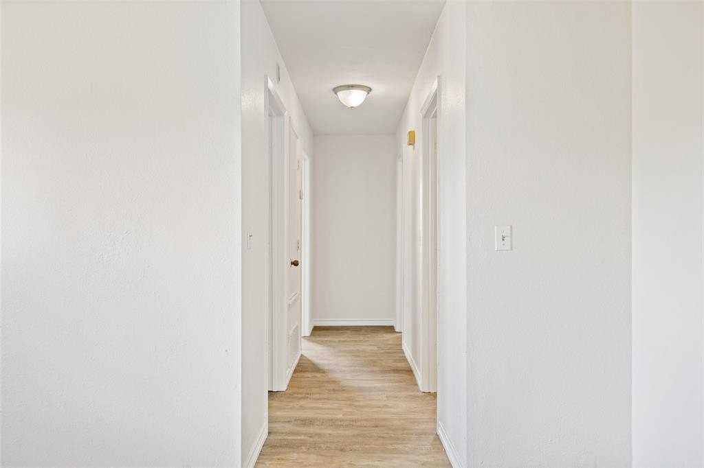 420 S Riggins St - Photo 7 of 25