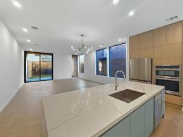 featured image of 4928 Milam St #101