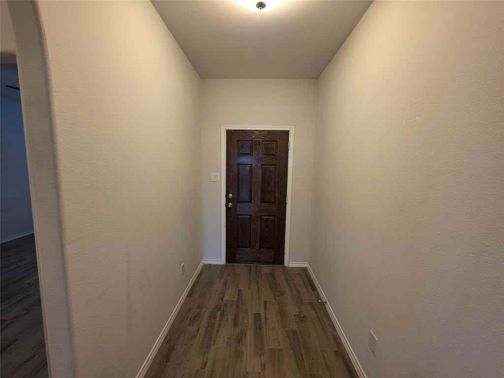 717 Gannet Trl - Photo 4 of 40