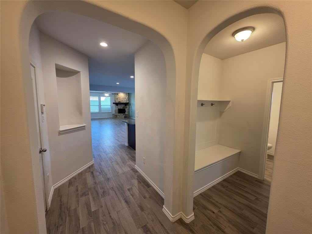 717 Gannet Trl - Photo 5 of 40