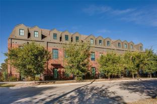 112 E Oscar Dr - Photo 1 of 1