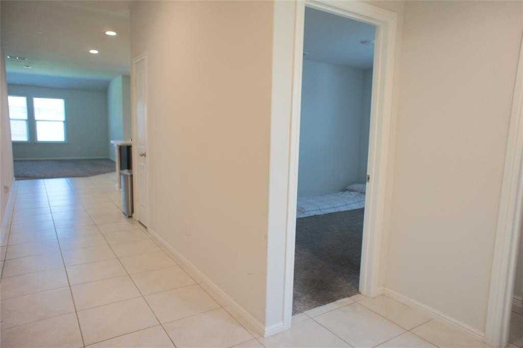 16428 Milwaukee St - Photo 3 of 16