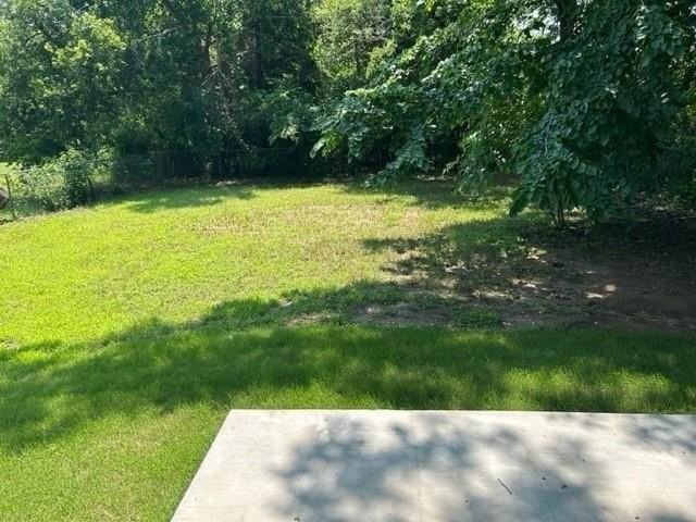 419 Miller St - Photo 2 of 11