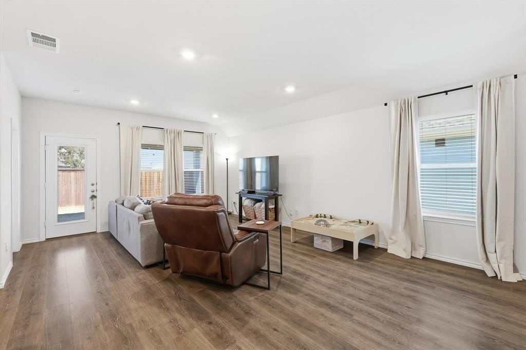 13117 Don Fisher Ln - Photo 4 of 16