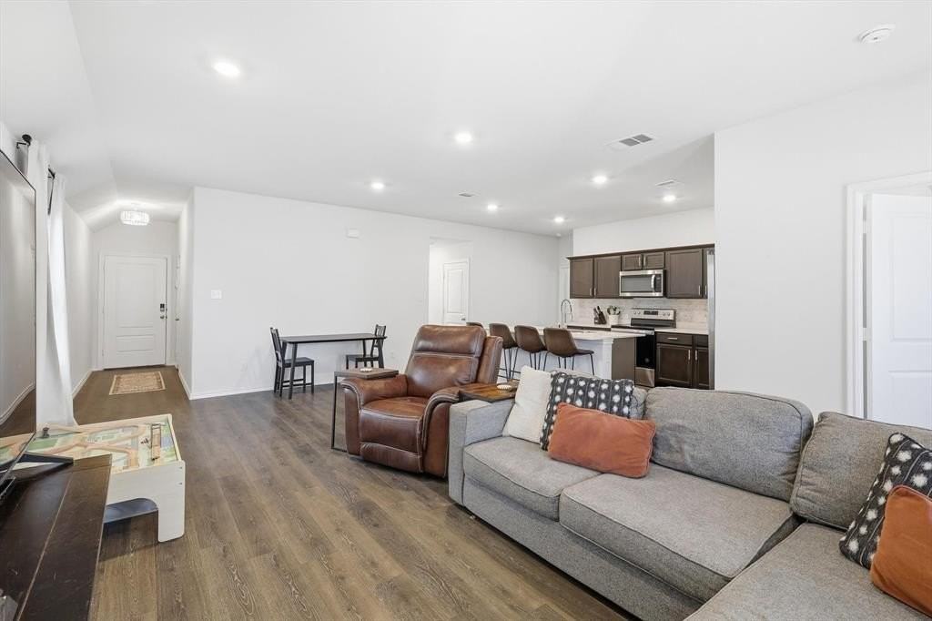 13117 Don Fisher Ln - Photo 5 of 16