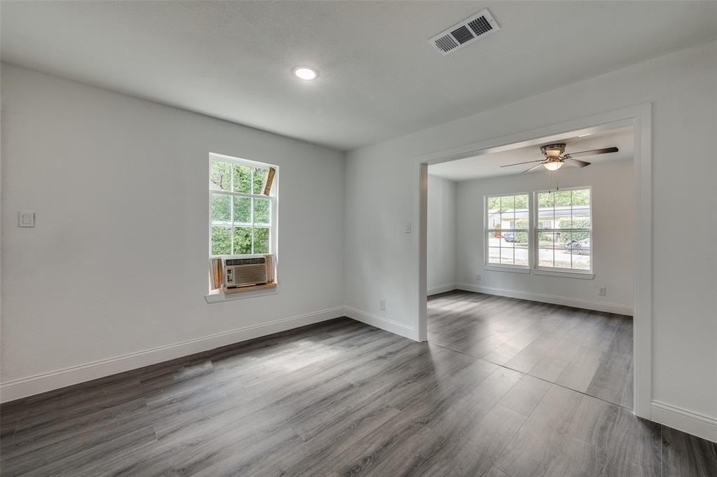 3712 Knox St - Photo 5 of 22