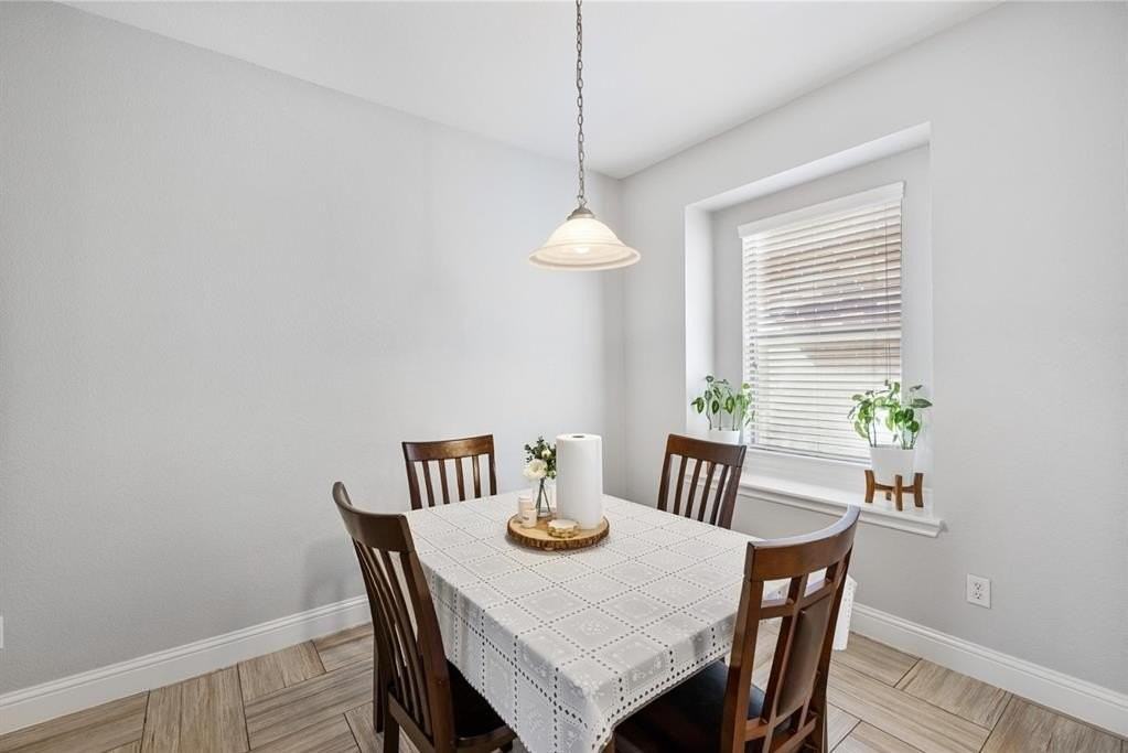 398 N Shore Pl - Photo 7 of 21