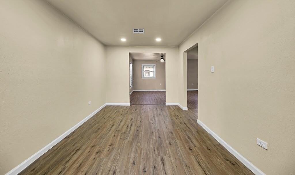 3225 Edmond Ave - Photo 7 of 25