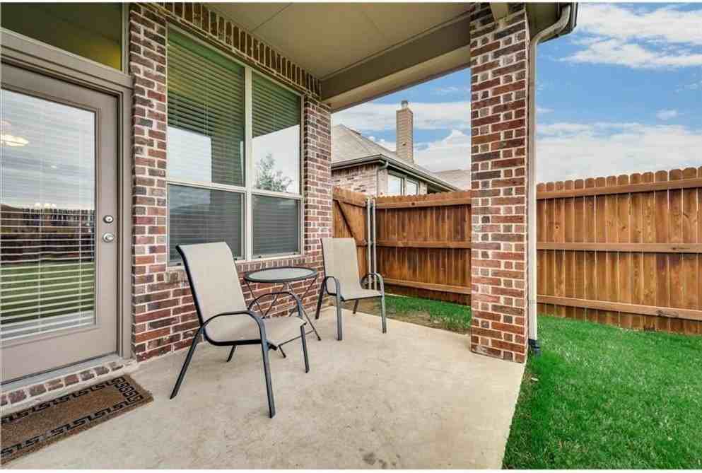 3405 Daylight Dr - Photo 2 of 4