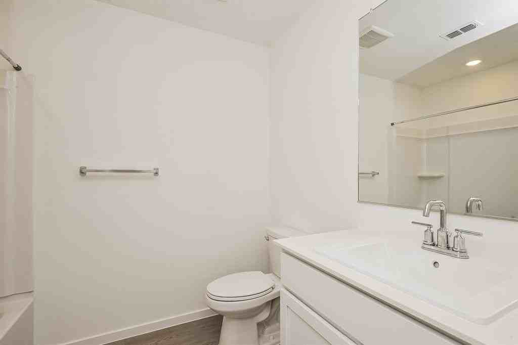 2717 Mistwood Dr - Photo 7 of 13