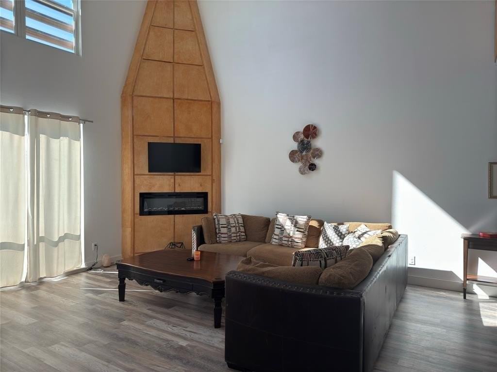 9497 Timberleaf Dr - Photo 3 of 10