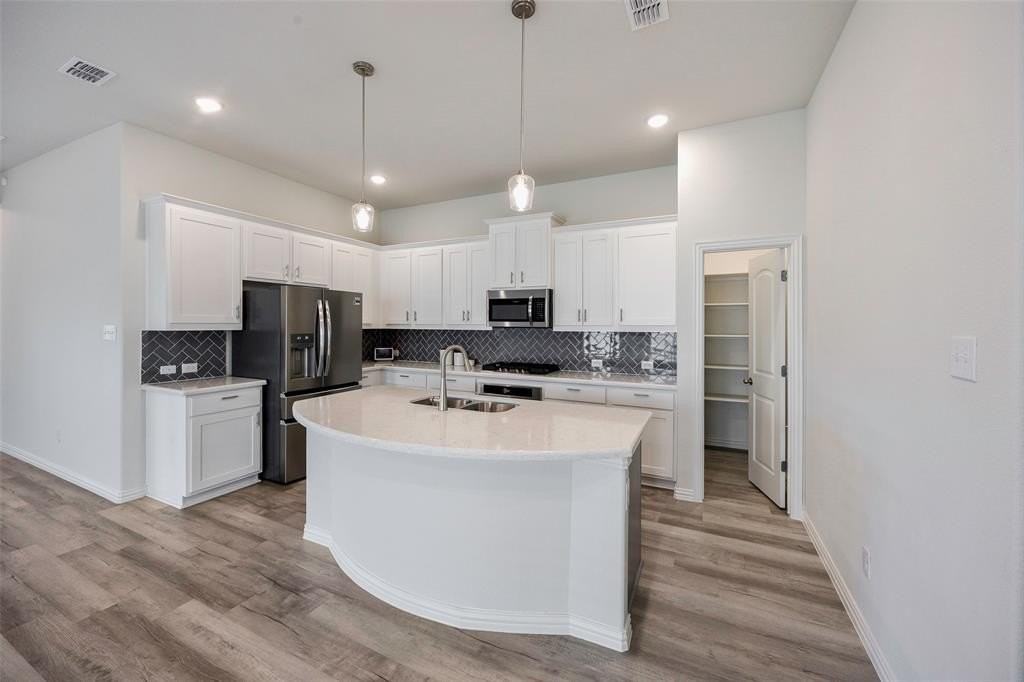 1205 Indianola Trl - Photo 5 of 16