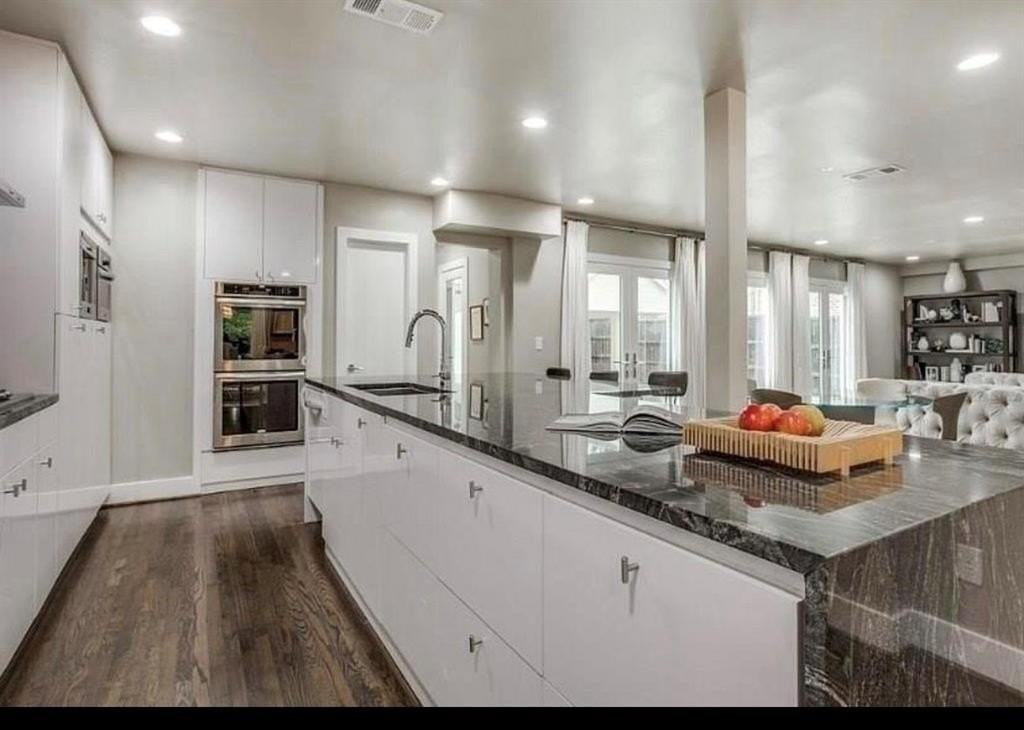 4558 Rheims Pl - Photo 4 of 16