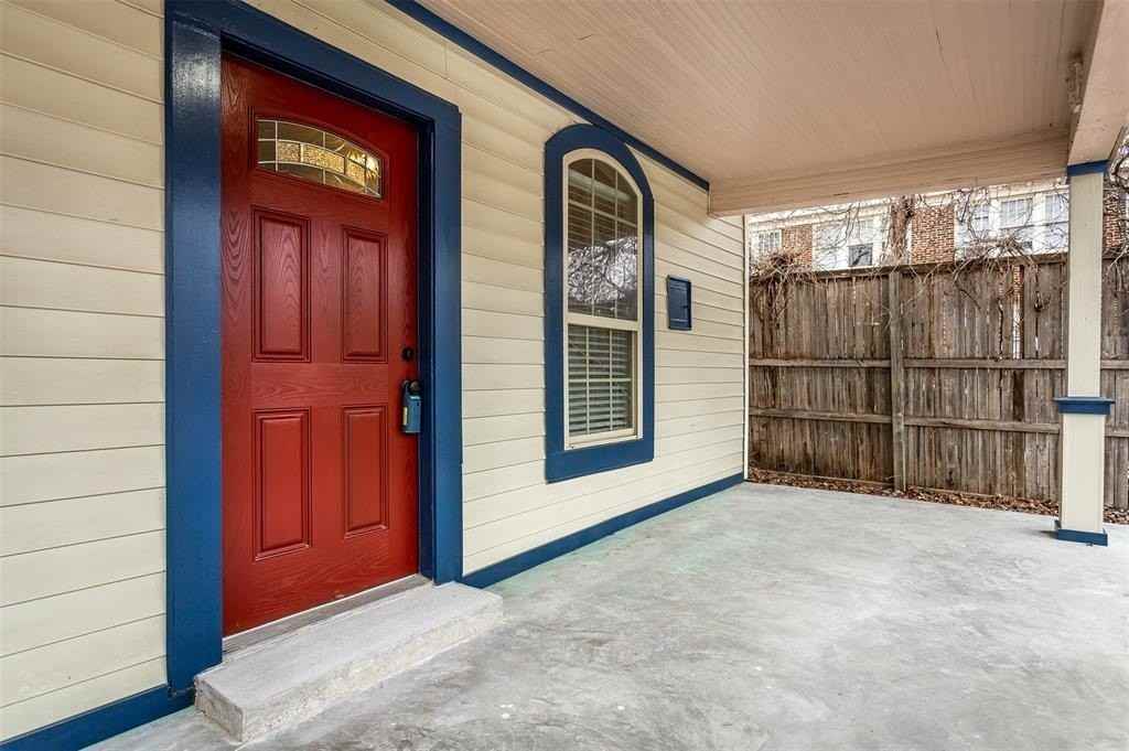 111 1/2 S Henderson Ave - Photo 2 of 23