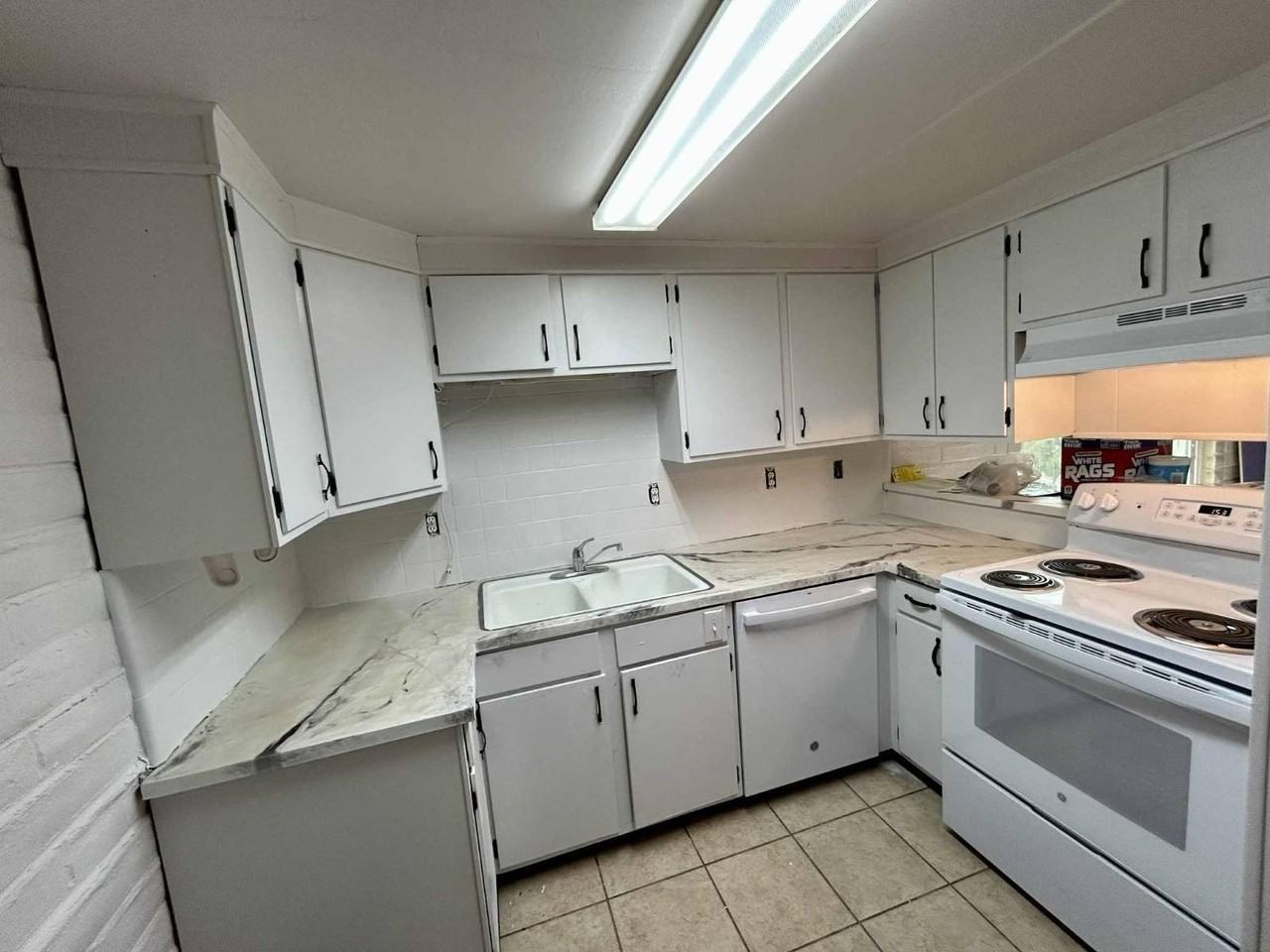 500 Ne 15th St - Photo 7 of 7