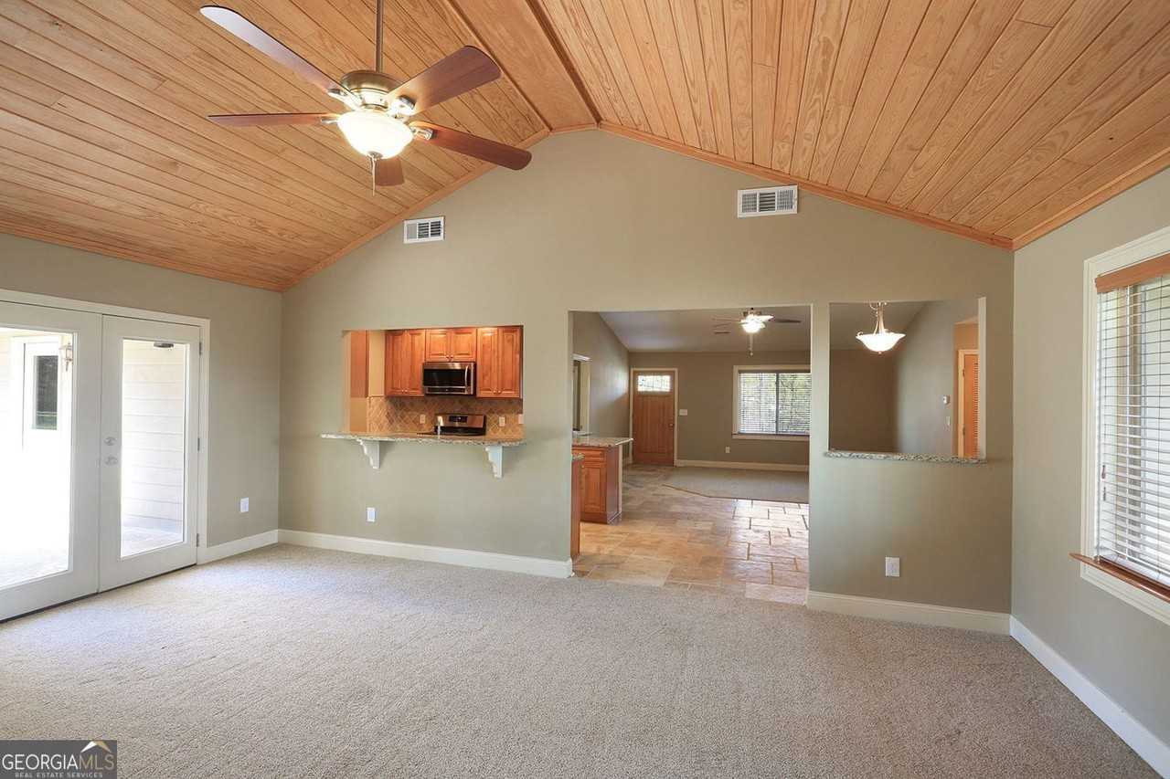 3851 Trickum Rd Ne - Photo 6 of 14