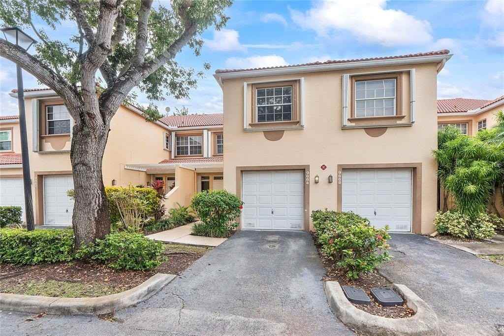 9664 Royal Palm Blvd - Photo 2 of 44