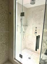 Collins Ave - Photo 4 of 8