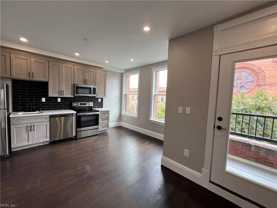 223 29th St #106 - Photo 1 of 1