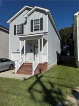 1006 Carolina St - Photo 1 of 1