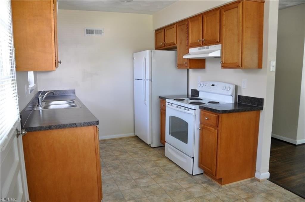 9282 Marlow Ave #B - Photo 6 of 13