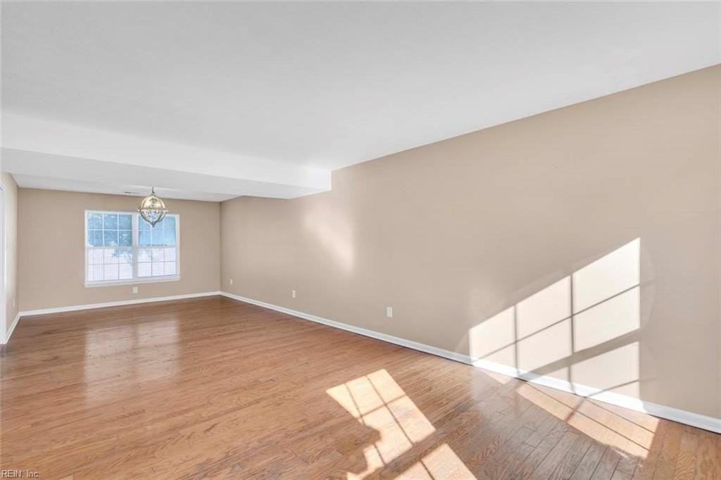 3319 Reades Way - Photo 6 of 38