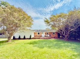 featured image of 704 Balthrope Rd