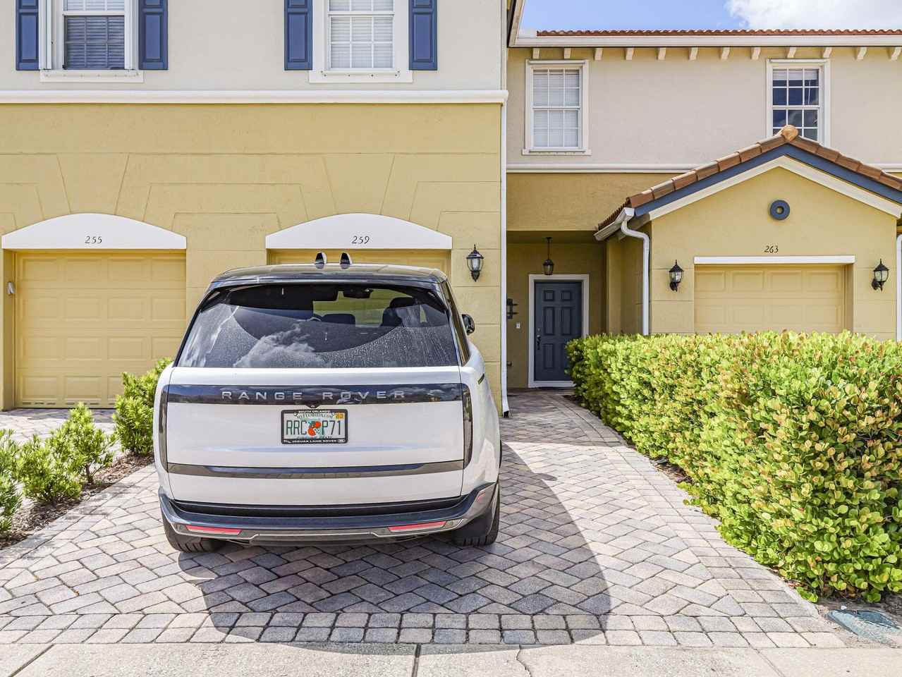 259 Provence Pl - Photo 4 of 31