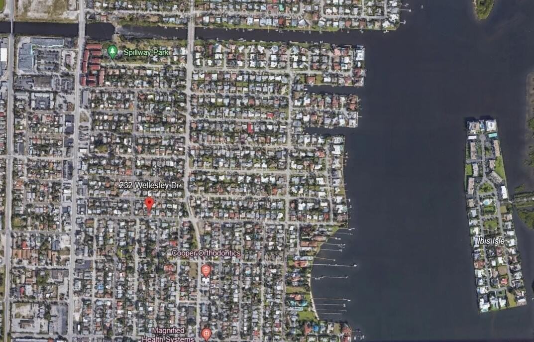 232 Wellesley Dr - Photo 2 of 26