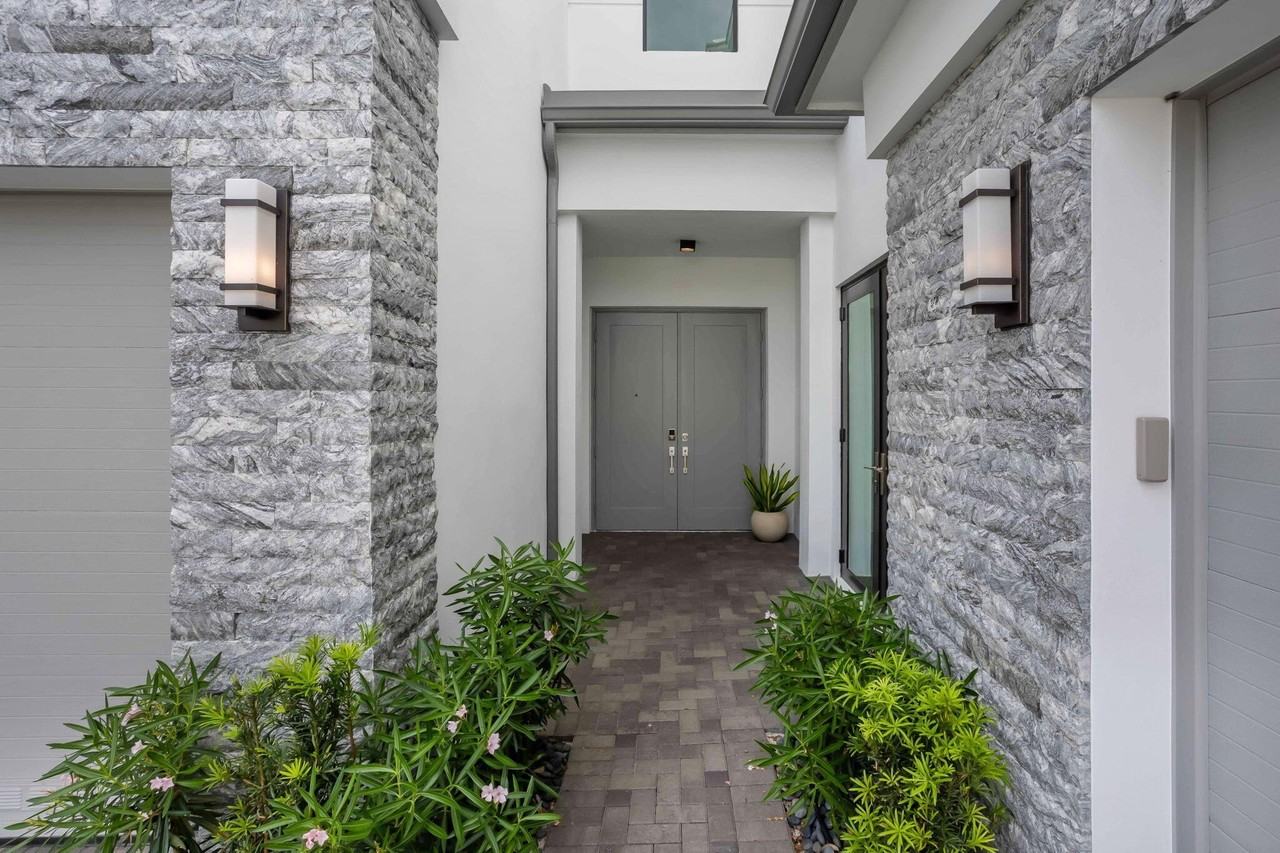 21049 Violet Fields Way - Photo 5 of 50