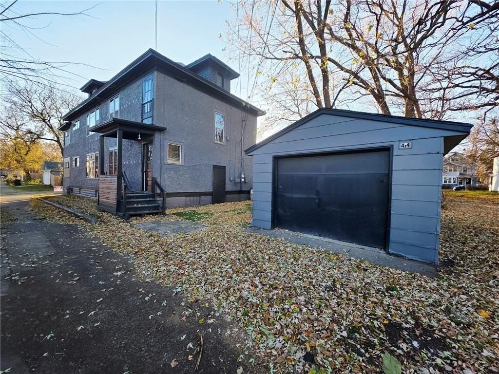 414 North 33rd Avenue - Photo 3 of 25