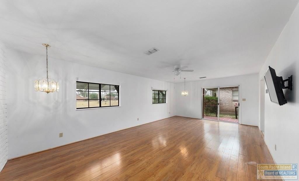 313 Mcfadden Hut Dr - Photo 2 of 16