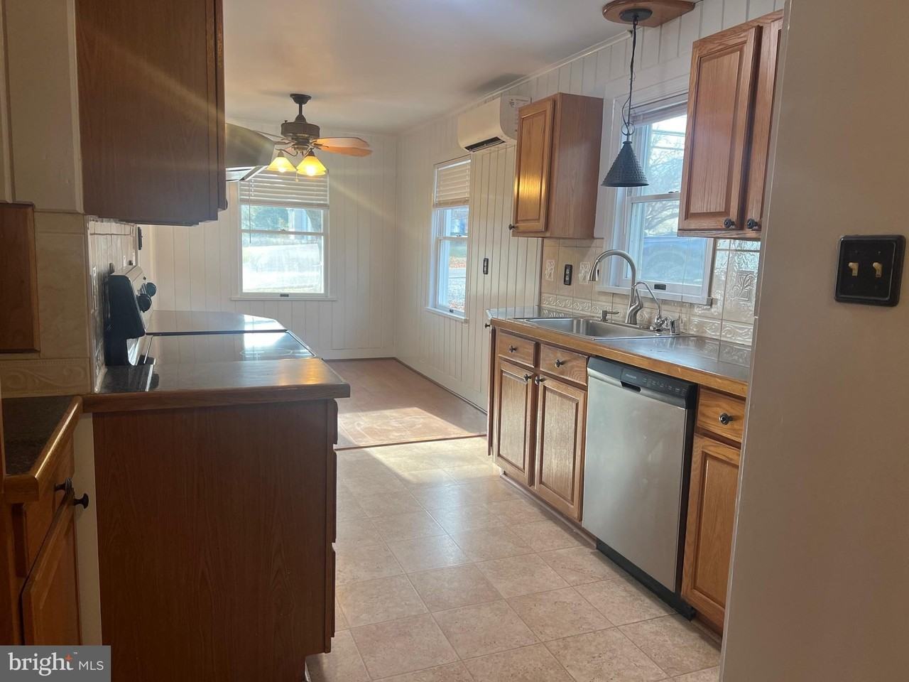 2712 Canada Hill Rd - Photo 5 of 24