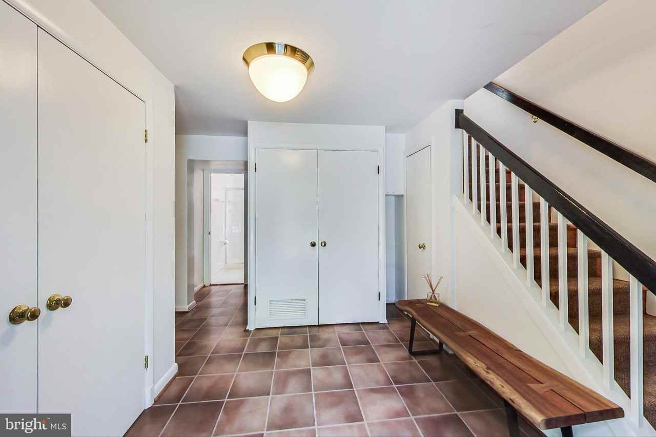 6515 E Halbert Rd - Photo 3 of 42