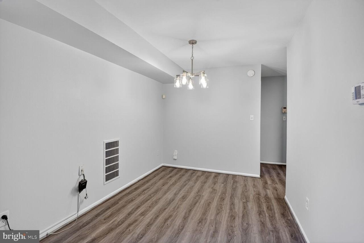 7505 Riverdale Rd Apt 2039 #2039 - Photo 6 of 15