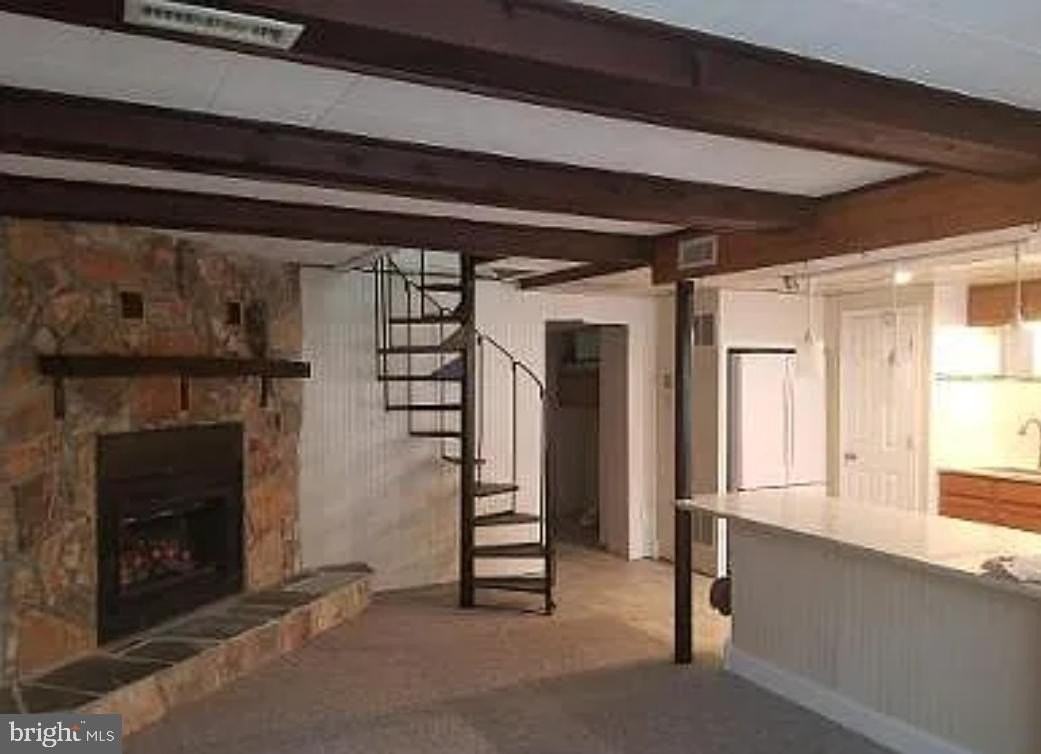 230 High St E - Photo 5 of 11