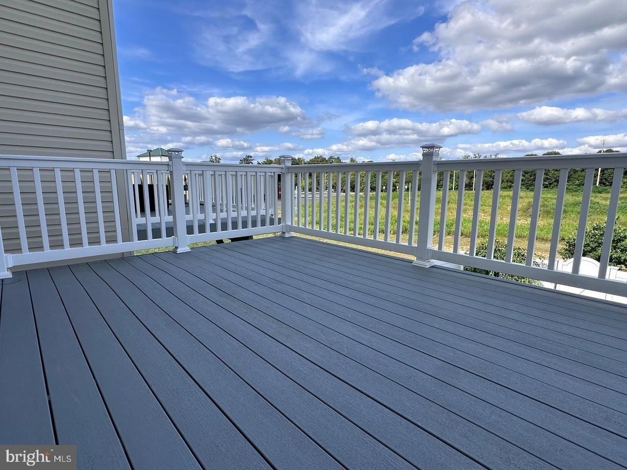 1105 Kohana Dr - Photo 2 of 46