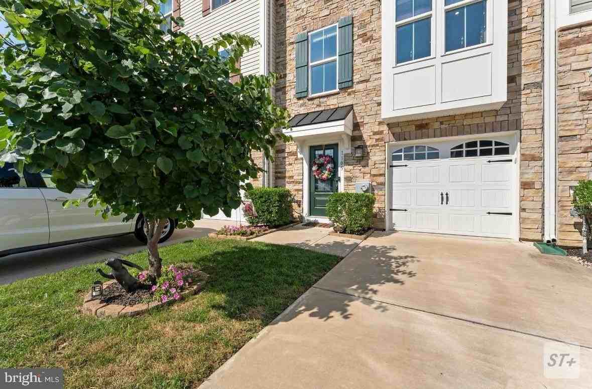 1105 Kohana Dr - Photo 4 of 46