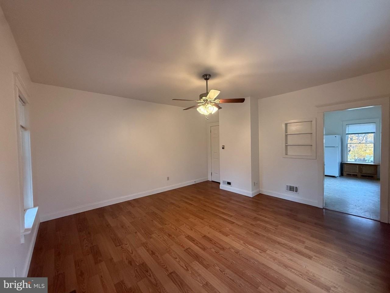 1740 Arnold Ave - Photo 5 of 22