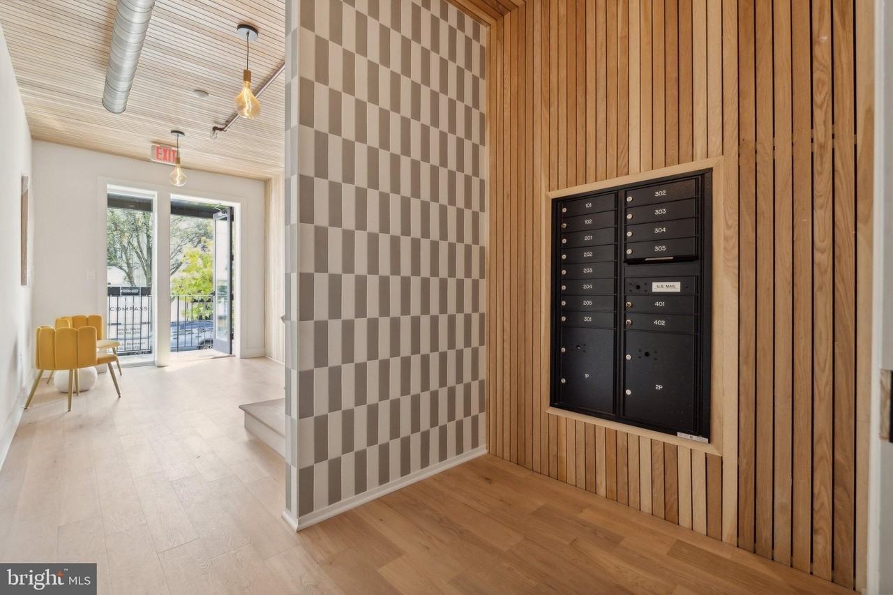 901 King St Ste 205 #205 - Photo 5 of 34