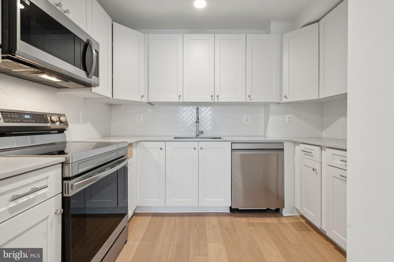 901 King St Ste 205 #205 - Photo 7 of 34