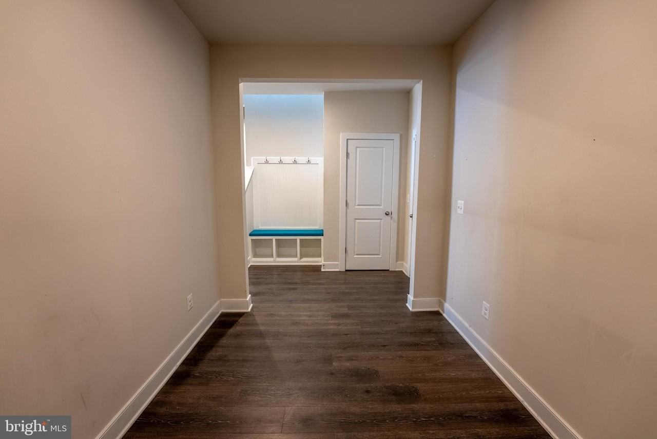 1622 Sandpiper Bay Loop - Photo 6 of 47