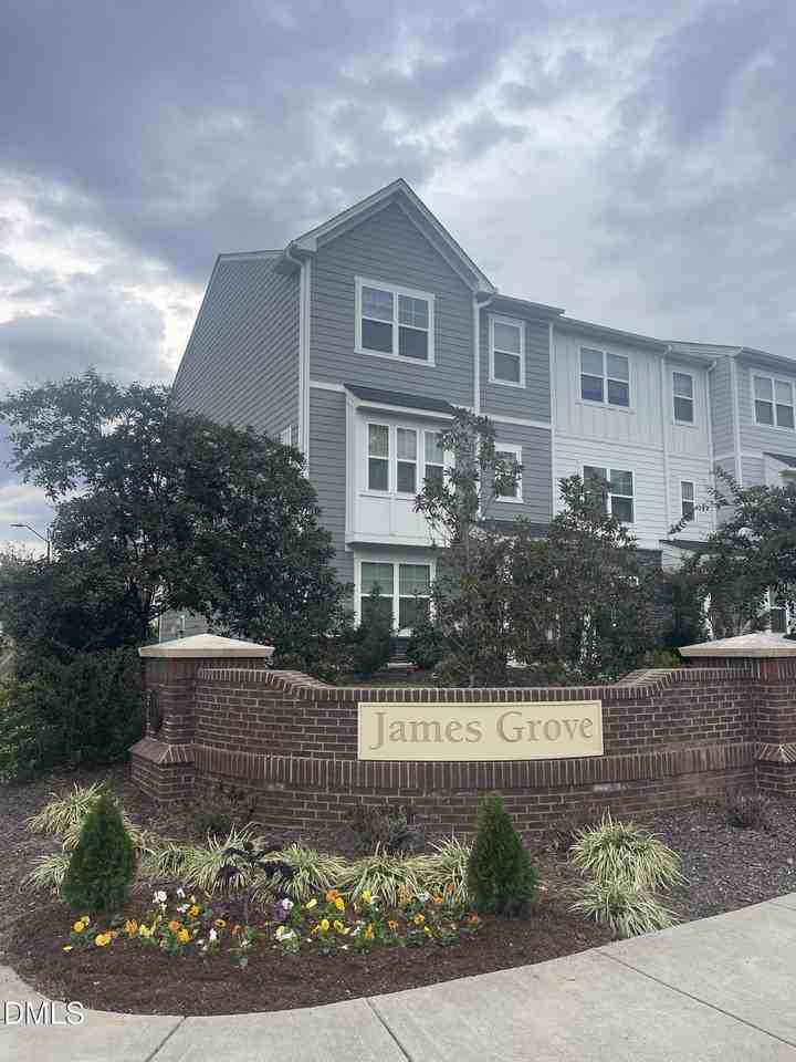 616 Hortons Creek Rd - Photo 2 of 11