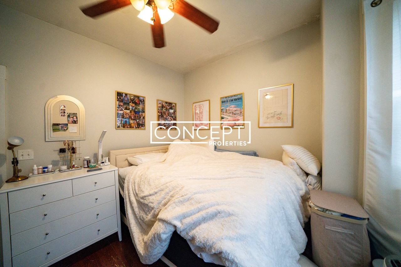 717 Parker St #1A - Photo 6 of 11