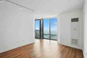 featured image of 520 N Kingsbury St